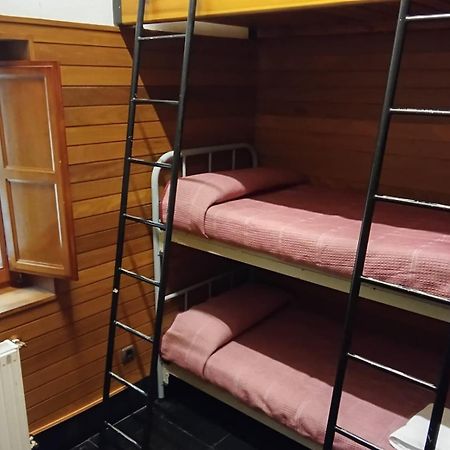 Kyomu Resort Hostel Velilla del Rio Carrion Екстериор снимка