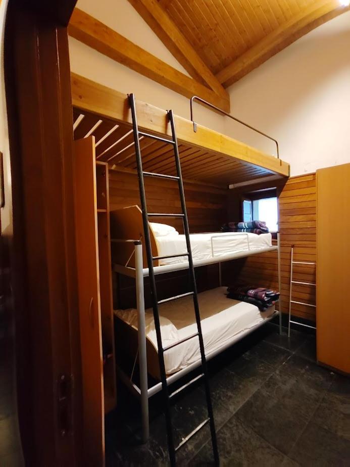 Kyomu Resort Hostel Velilla del Rio Carrion Екстериор снимка